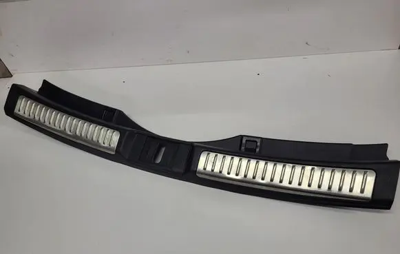 Mazda 6 Tailgate/boot lid lock trim 