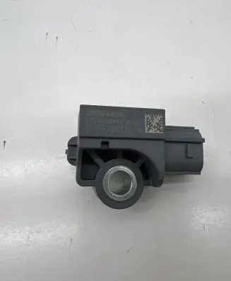 KIA Sportage Airbag deployment crash/impact sensor 95920B4000 A7174200310 07032018A