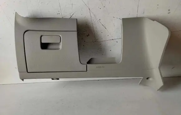Dashboard lower bottom trim panel