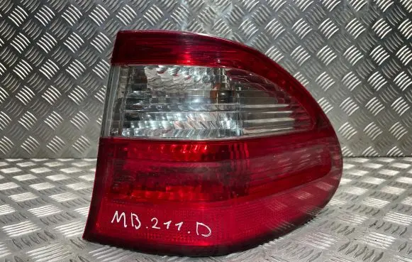 Mercedes-Benz E W211 Rear/tail lights 154401955RB 14041