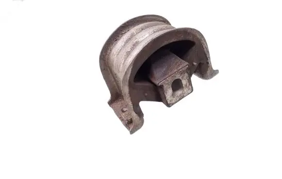Volkswagen Transporter - Caravelle T5 Engine mount bracket 7H0199848D