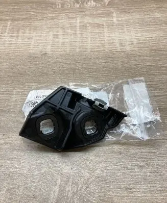 BMW Z4 g29 Front bumper mounting bracket 8812075