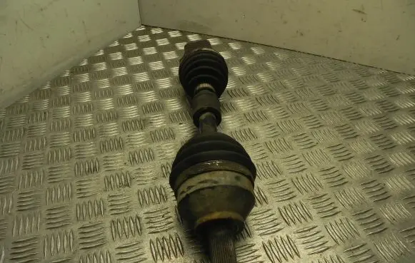 Volvo C30 Front driveshaft P30787776