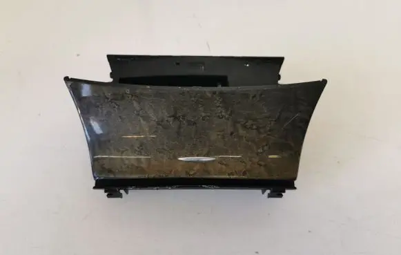 Mercedes-Benz E W211 Ashtray (front) 2118101330