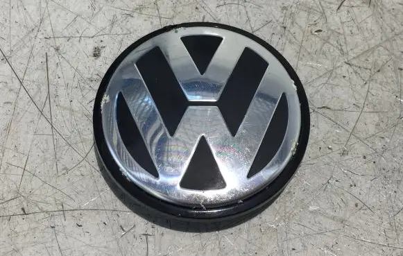 Volkswagen Scirocco Original wheel cap 6U7601171 3B7601171