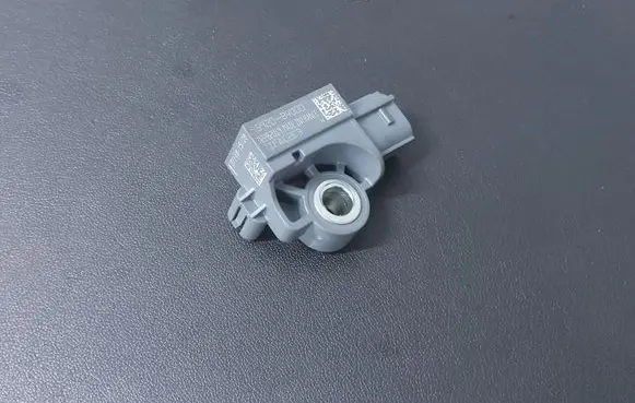 KIA Sportage Airbag deployment crash/impact sensor 95920B4000