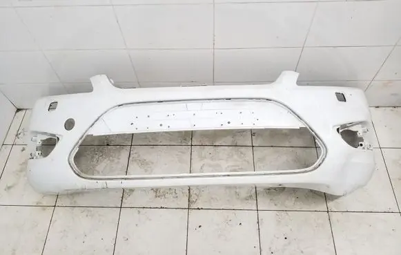 Ford Focus Front bumper 8M5117757BD