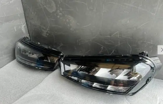 Skoda Fabia Mk4 (6VA) Headlights/headlamps set 6VB941016 6VB941015 L449525