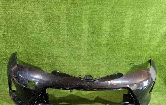 Toyota Auris E180 Front bumper 5211902A20