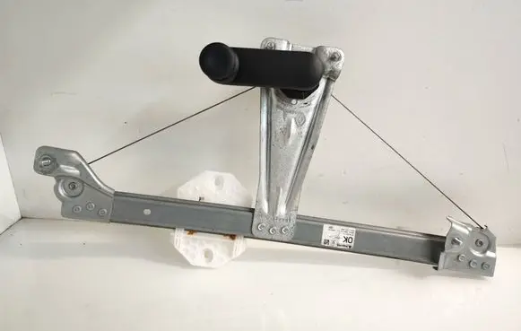 Dacia Sandero II Rear door manual window regulator 275620 827202131R