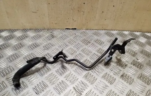 Skoda Superb B8 (3V) Engine coolant pipe/hose 04L121070AB 04L121030