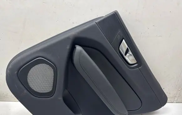 Volvo XC60 Rear door card panel trim 31446177