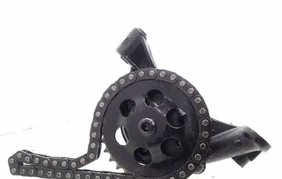 Volkswagen Golf IV Oil pump 06A115105