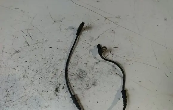 Mercedes-Benz C AMG W203 ABS brake wheel speed sensor A0015429118 10071160013 A20035400417