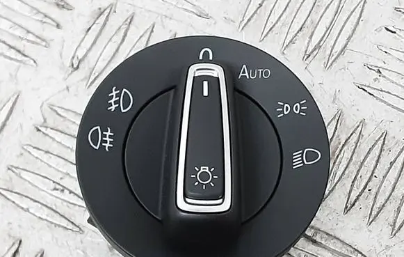 Volkswagen Golf VII Light switch 5G0941431BD