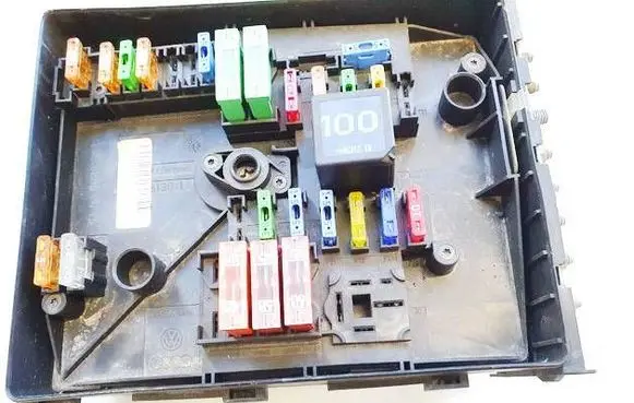 Skoda Octavia Mk2 (1Z) Fuse box set 1K0937125A