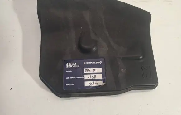 Volvo V70 Battery box tray cover/lid 31265957