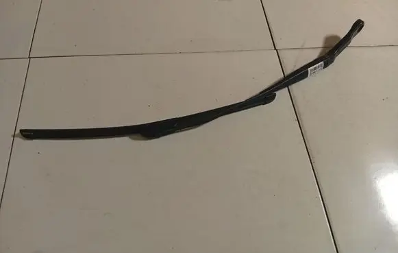 Opel Meriva A Front wiper blade arm 13140019RH