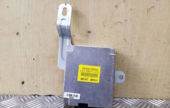 Hyundai i40 Other control units/modules 953003Z050