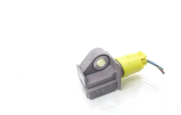 Mercedes-Benz C W204 Airbag deployment crash/impact sensor A2048201985