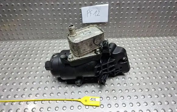 Hyundai i30 Oil filter mounting bracket S18046113 264102A300