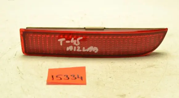 Toyota Avensis T270 Rear tail light reflector R1152