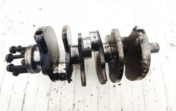 Audi A4 S4 B5 8D Crankshaft 