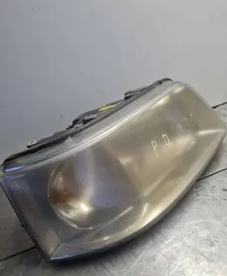 Volkswagen Transporter - Caravelle T5 Headlight/headlamp 1305235738