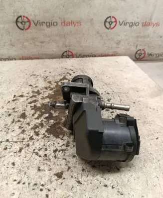 BMW 3 F30 F35 F31 EGR valve 7810871