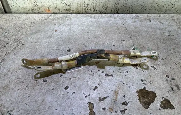 Mercedes-Benz GLC C254 Positive cable (battery) A2065404572