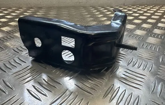 Peugeot 3008 II Sway bar bush bracket, rear 9682246880