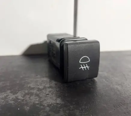 Fog light switch
