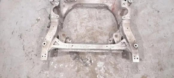 Mercedes-Benz GLC X253 C253 Front subframe 2536208500 2056210200
