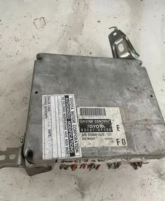 Toyota Corolla Verso AR10 Engine control unit/module 896610F100 1758007625