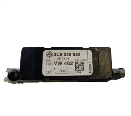 Volkswagen PASSAT B6 Antenna control unit 3C9035552