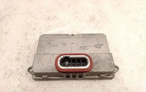 Mercedes-Benz E W211 Headlight ballast module Xenon 5DV00829000