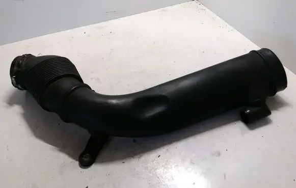 Land Rover Evoque I Intercooler hose/pipe BJ329C620CB