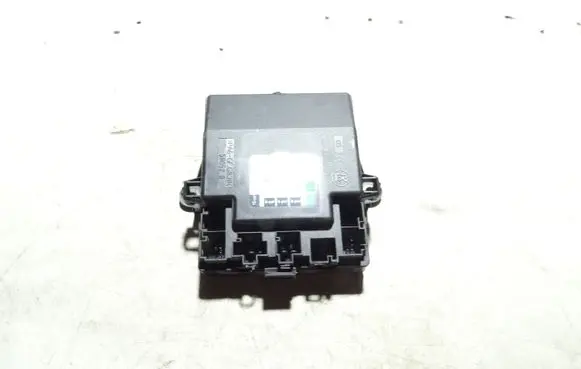 Mercedes-Benz B W245 Door control unit/module A1698206826