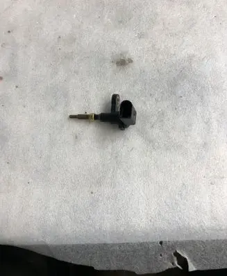 Volkswagen Tiguan Coolant temperature sensor 04e919501b
