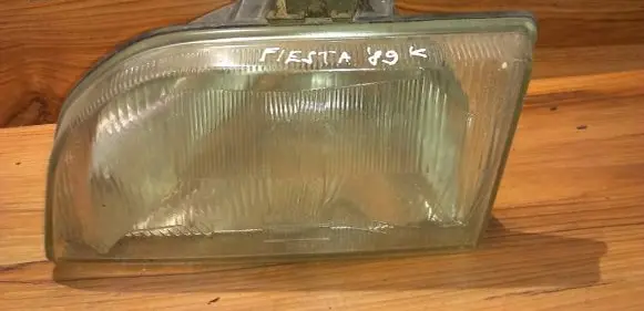 Ford Fiesta Headlight/headlamp 0220073