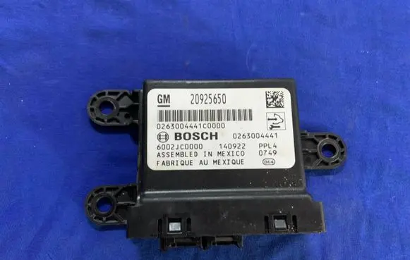 Chevrolet Camaro Parking PDC control unit/module 20925650