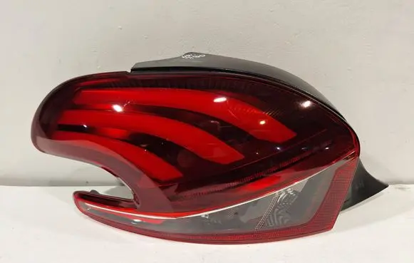 Peugeot 208 Rear/tail lights 9625601280