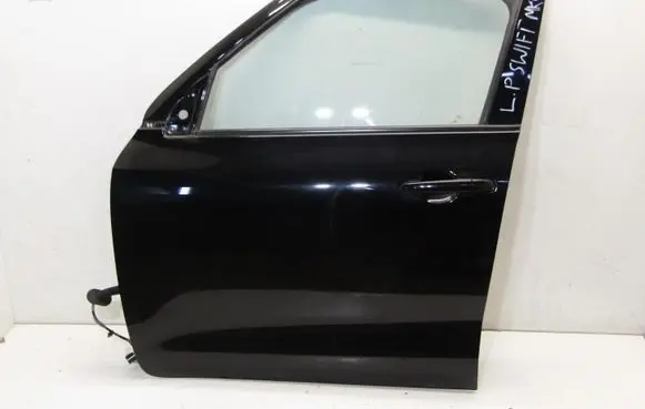 Suzuki Swift III Front door 