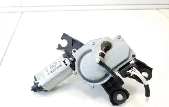 Volkswagen PASSAT B7 Rear window wiper motor 3C9955711A
