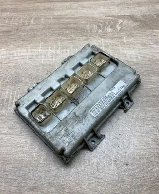 Chrysler Voyager Central body control module P04686921AL 04686921AL