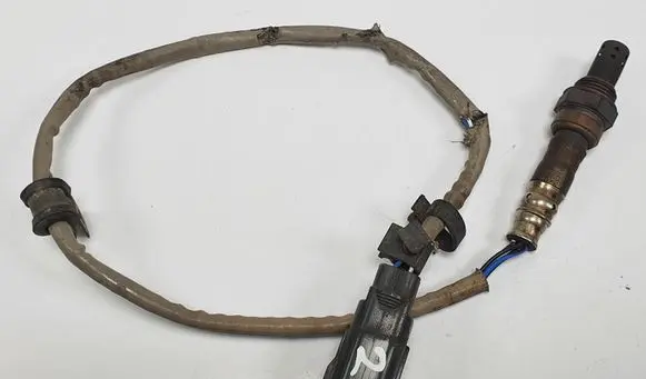 Mercedes-Benz A W169 Lambda probe sensor 30650090