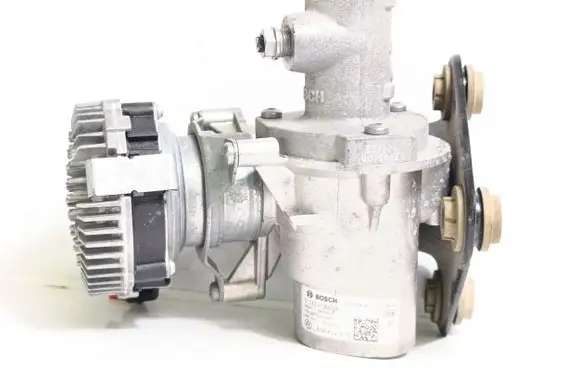 Volkswagen Golf VII Master brake cylinder 5QE614307E 5QE614307 0132018018