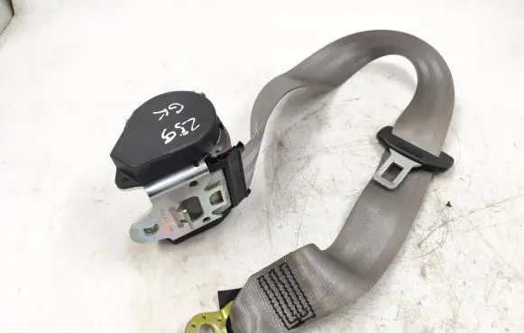 Audi A6 S6 C6 4F Rear seatbelt 4F0857805E 605827700