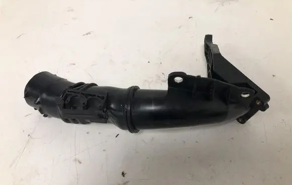 Ford Focus Intercooler hose/pipe AV6Q9351BC