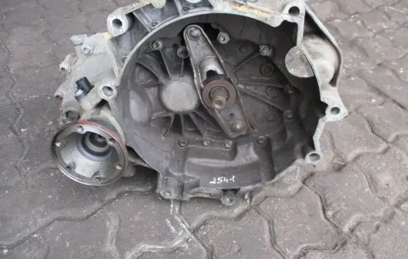 Volkswagen Cross Polo Manual 5 speed gearbox MFX CBZ